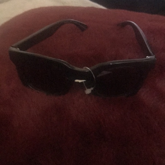 New MARC by MARC JACOBS Black Ladies Sunglasses - Picture 5 of 14